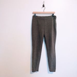 White House Black market the skinny dress pants, 8 petite.  Has a black and whit